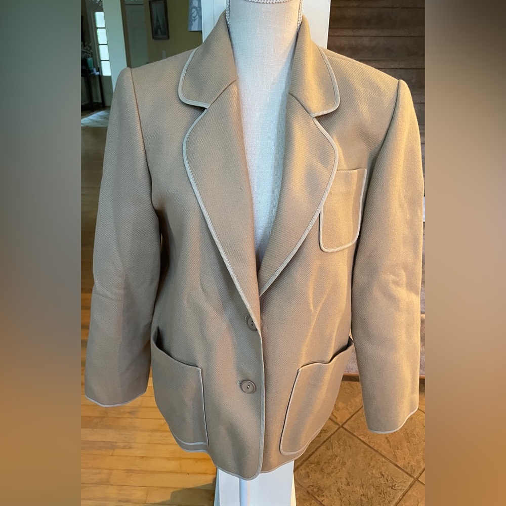 Weinberg Paris Vintage Women's Wool Tan Blazer